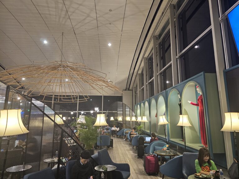 Le Saigonnais – SASCO Business Lounge Review – Tan Son Nhat International Airport (Ho Chi Minh) – Why Is This Lounge So Bad?